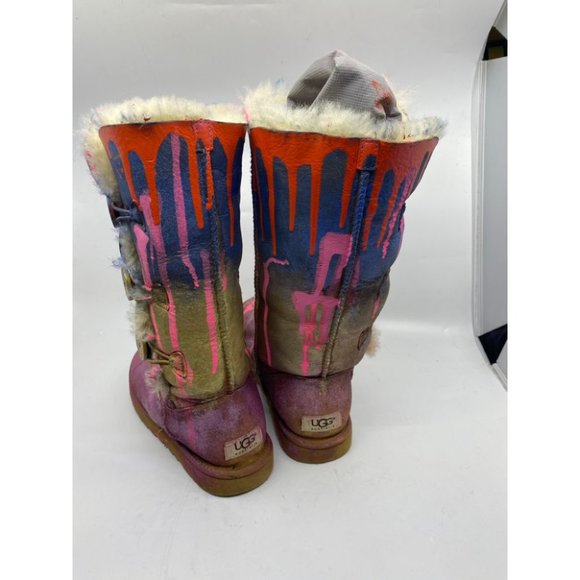 UGG Customized W/ Multicolor Trailblazer Boots - Picture 5 of 8
